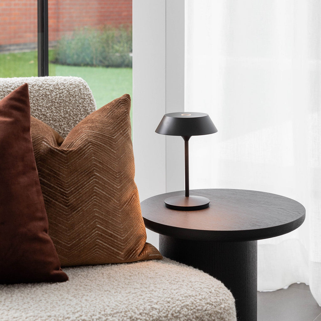 Lampe de Table Noire Balto | Lumière Moderne et Élégante pour Intérieurs Chic | Valuna