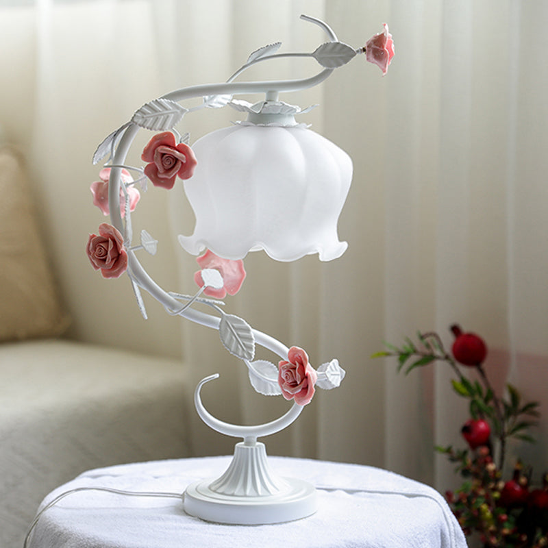 1 Lampe de Table Principale au Style Pastoral Avec Blanc | Fleur en Verre Pour Table de Nuit avec Rose en Céramique Pour Table de Chevet | Valuna