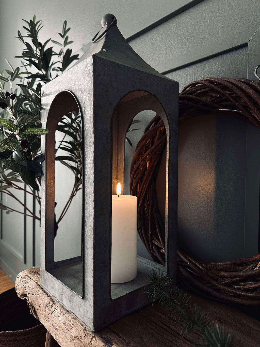 Lanterne Zinc | Éclairage Décoratif Élégant | Valuna