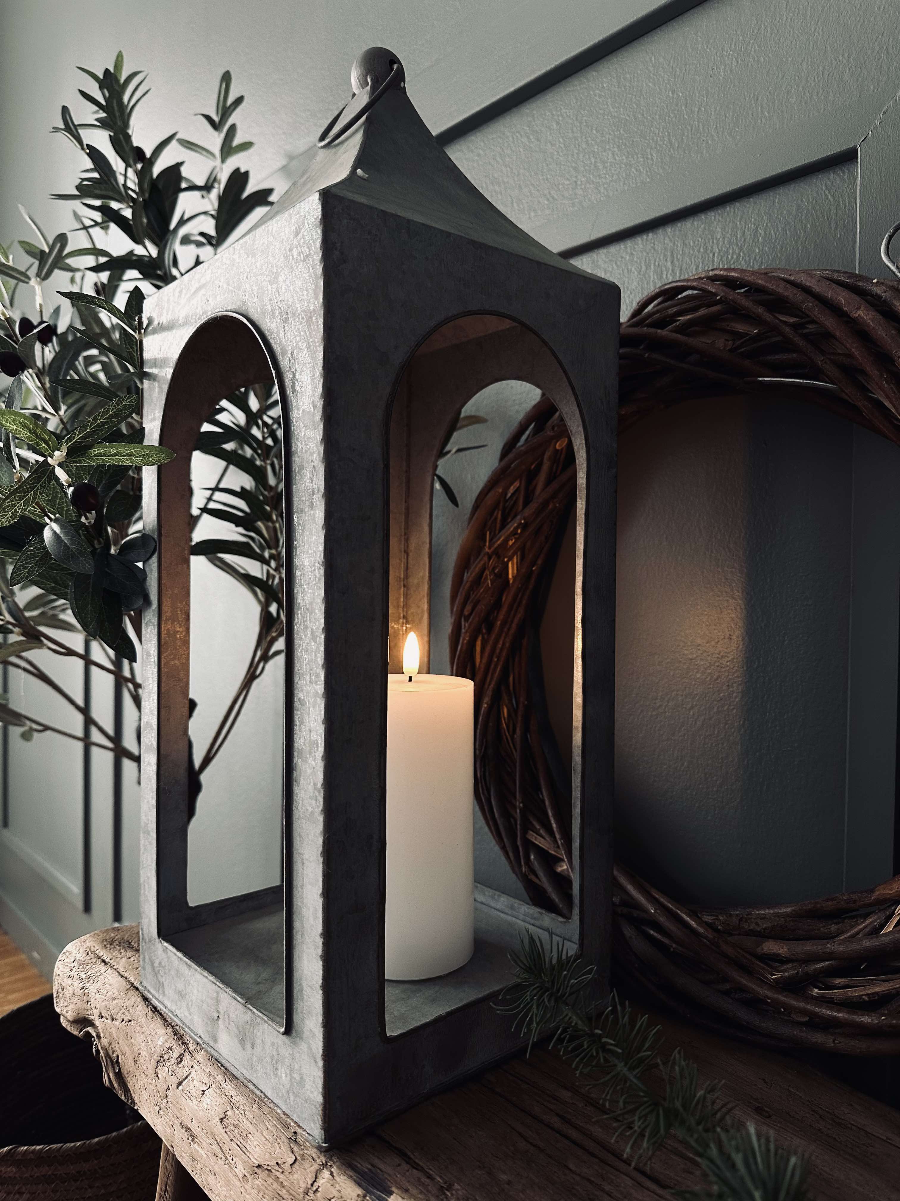 Lanterne Zinc | Éclairage Décoratif Élégant | Valuna