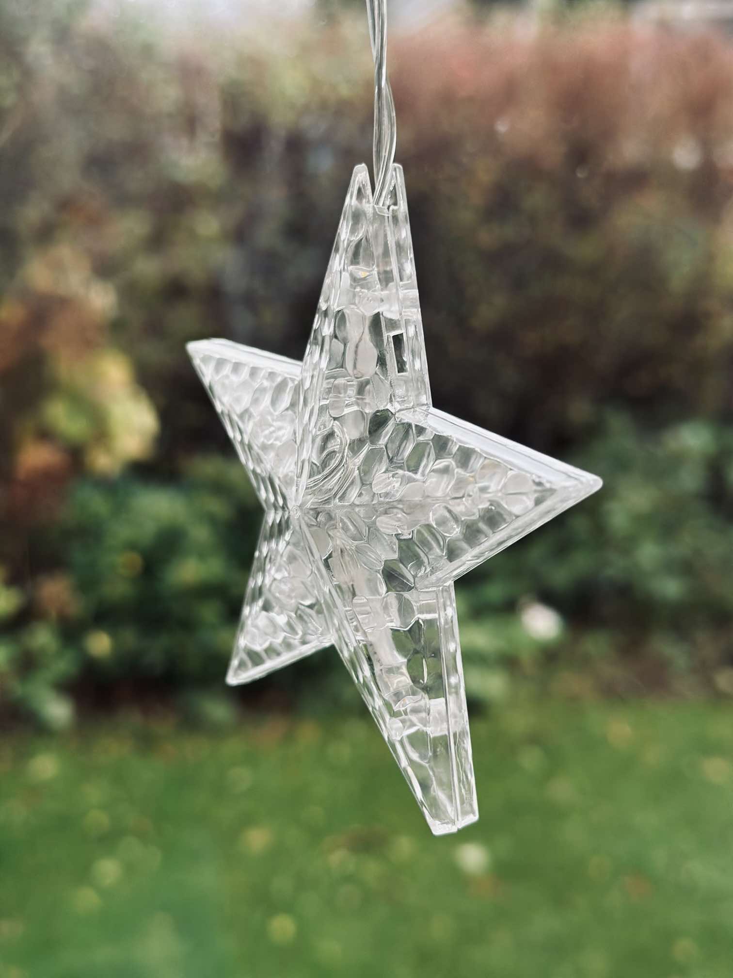 Guirlande lumineuse avec 12 Étoiles | Approuvée pour Intérieur / Extérieur | Valuna