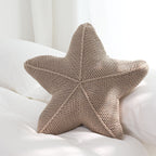 StarKnit | Coussin Étoile De Mer Tricoté à La Main – Décoration Confortable & Unique | Valuna