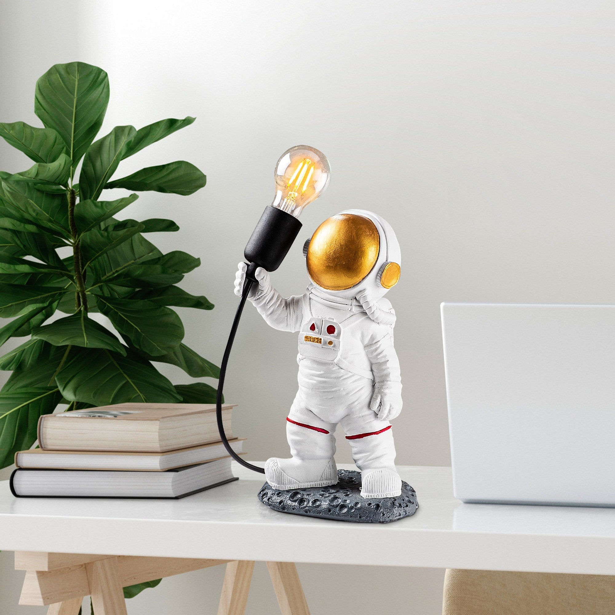 Lampe de Table Astronaute | Éclairage Cosmique et Déco Stylée | Valuna