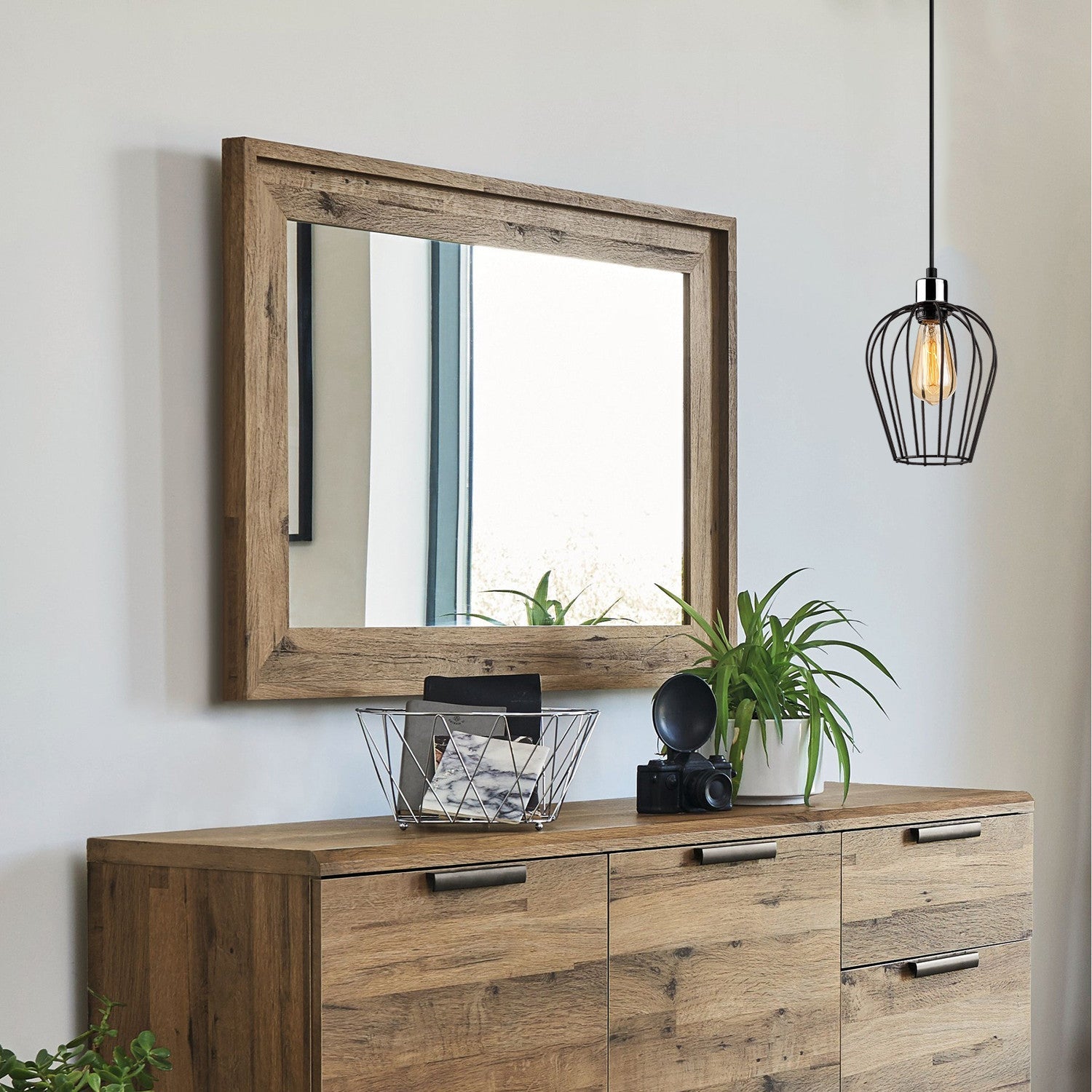 Suspension Predator 20 cm en Métal Noir | Élégance Industrielle Compacte | Valuna