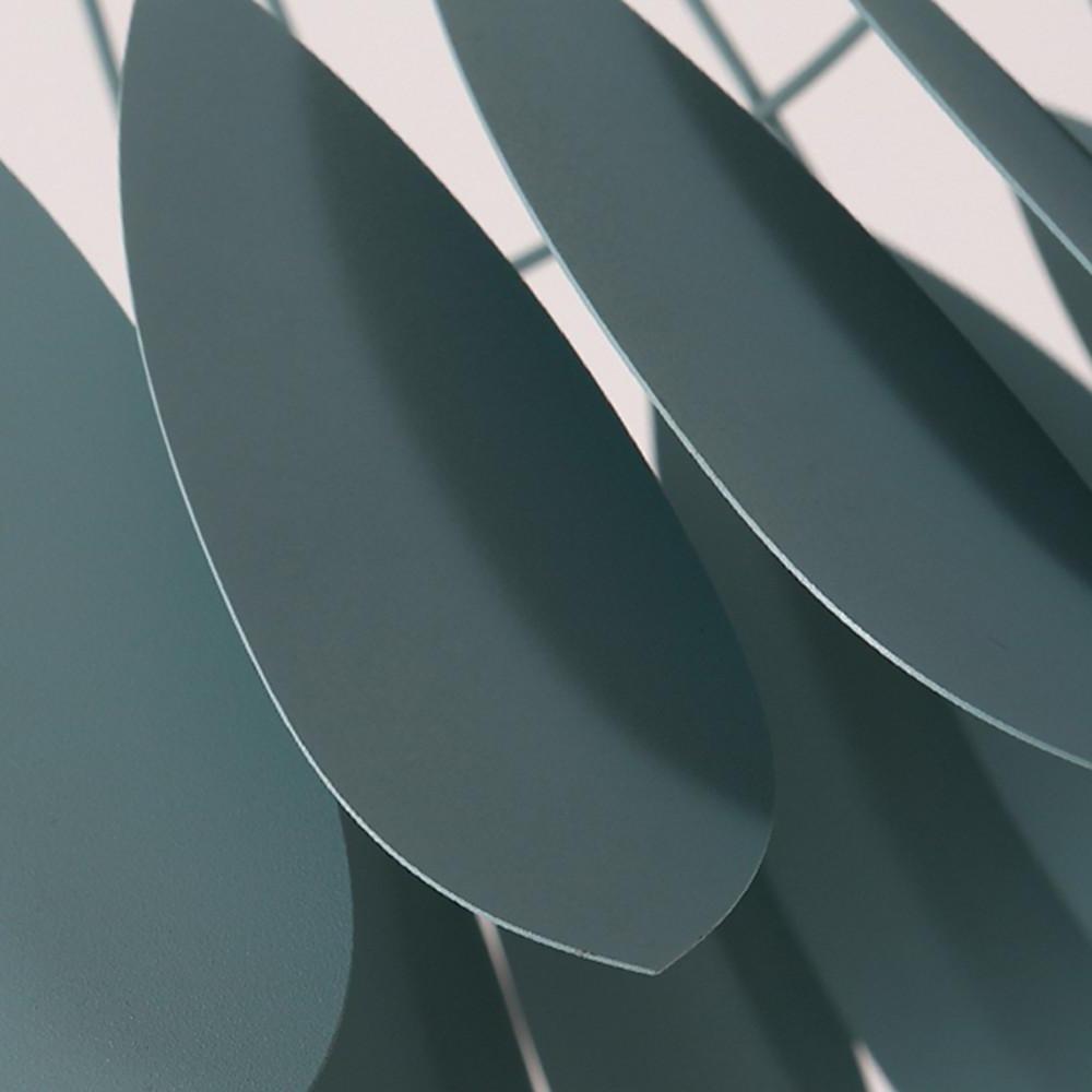 AeroLume | Lampe de Plafond Artistique en Plumes – Éclairage Élégant et Décoratif | Valuna