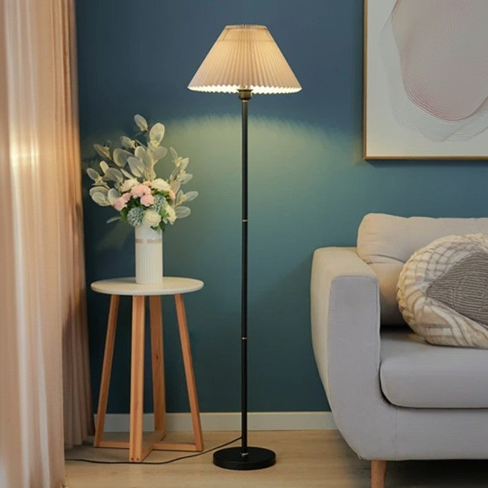 Lampe Sur Pied Rétro – Abat-Jour En Tissu Avec Pied En Fer Pour Salon Et Chambre | Valuna