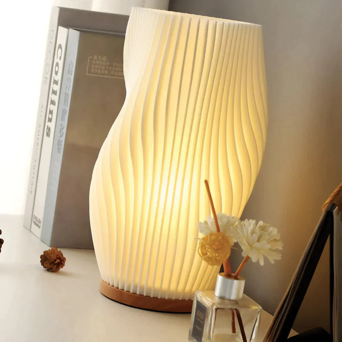 Lampe | Serene Wavecrest Élégante et Apaisante | Valuna