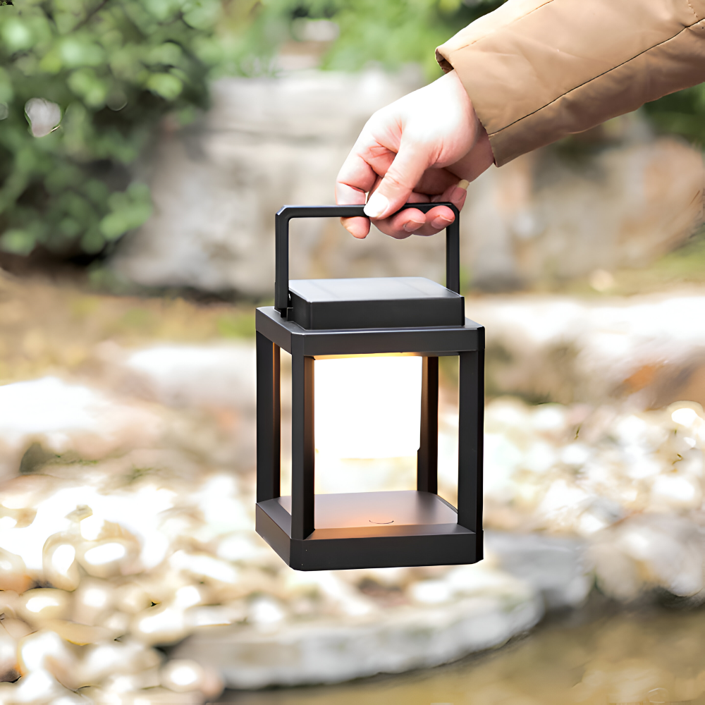 BlackQuad Lanterne | Sol & USB Rechargeable Éclairage de Jardin - Lampe Solaire Portable pour le Jardin | Valuna