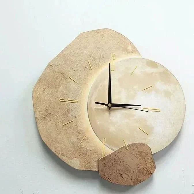 Brie | Horloge Murale Moderne En Bois Pour Des Espaces De Vie Élégants | Valuna
