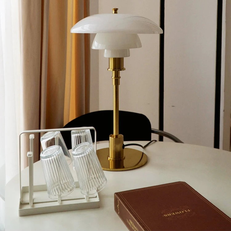 Glow | Lampe De Table Scandinave Avec Lumière Led Dimmable | Valuna