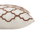 TrellisLuxe | Coussin Brodé à la Main – Collection Élégante & Confort Premium | Valuna