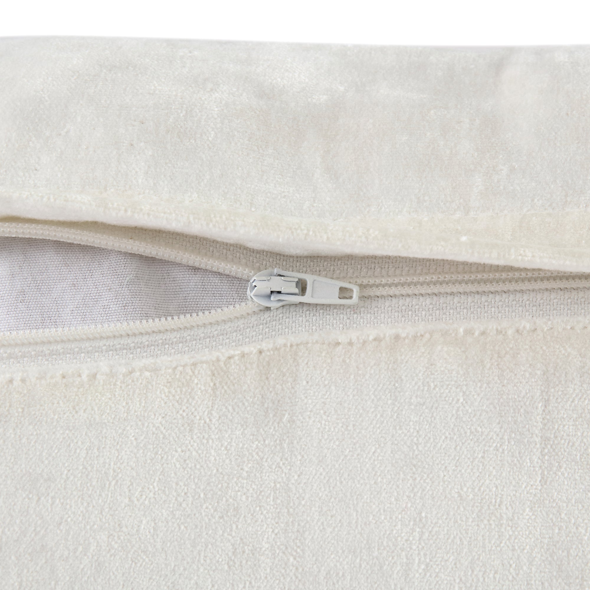 TrellisLuxe | Coussin Brodé à la Main – Collection Élégante & Confort Premium | Valuna