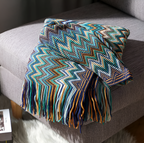 AcrylZagPlaid | Couverture en Polaire Boho Légère – Tricotée à la Main avec Pompons | Valuna