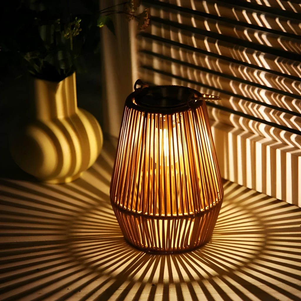 CageRattan Lampes Solaires | Lampes Solaires en Bambou - Lanterne Suspendue Étanche | Valuna