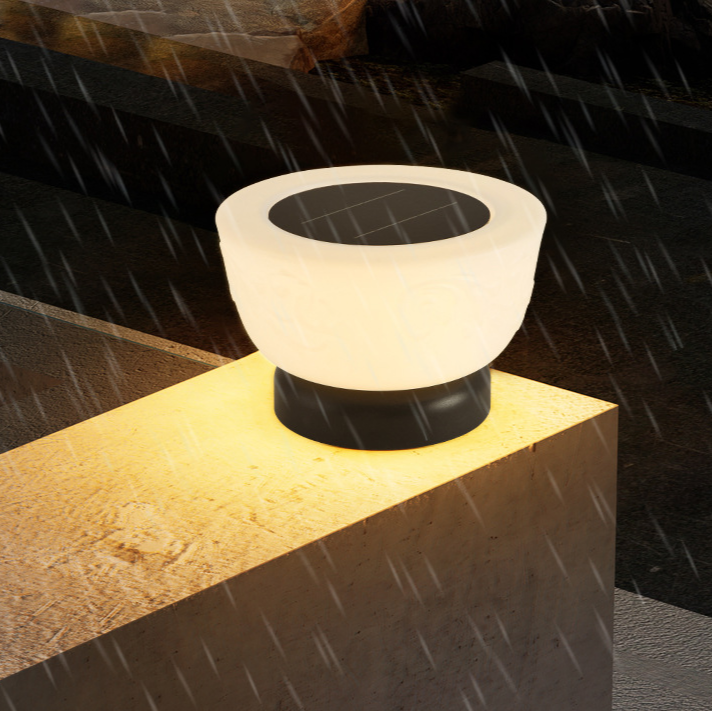 SolarLuxe | Luminaire Solaire d’Extérieur avec Détecteur de Mouvement – Écoénergétique et Pratique | Valuna