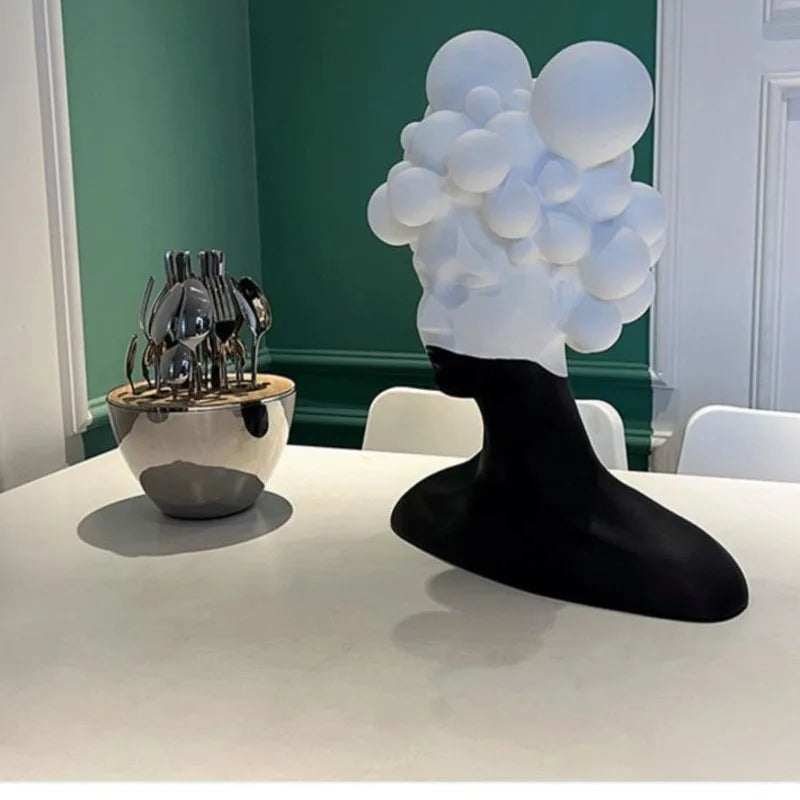 BubbleHairGirl | Sculpture Murale Abstraite – Fille au Design Bulles Artistiques | Valuna