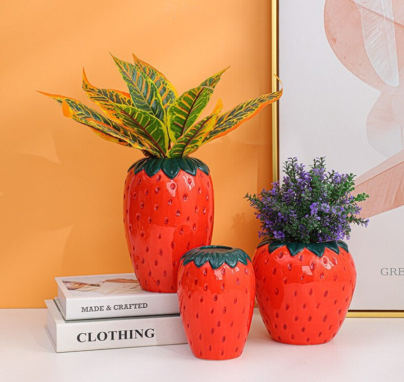 Strawberry Art | Décoration Artistique De Vase En Forme De Fraise | Valuna