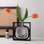 Silvara | Vase Argenté Avec Découpe Creuse | Valuna