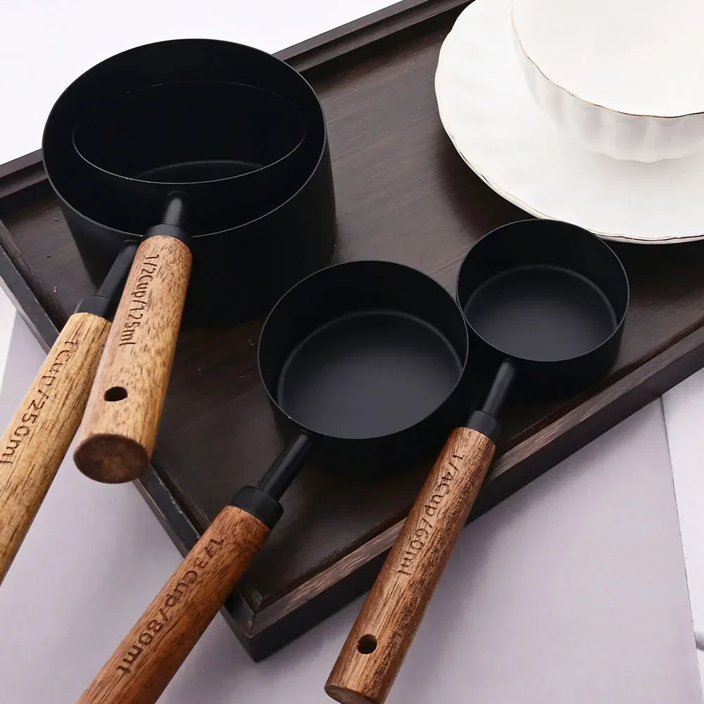 LyraSet | Ensemble De Tasses Et Cuillères Élégantes Pour Un Service Raffiné | Valuna