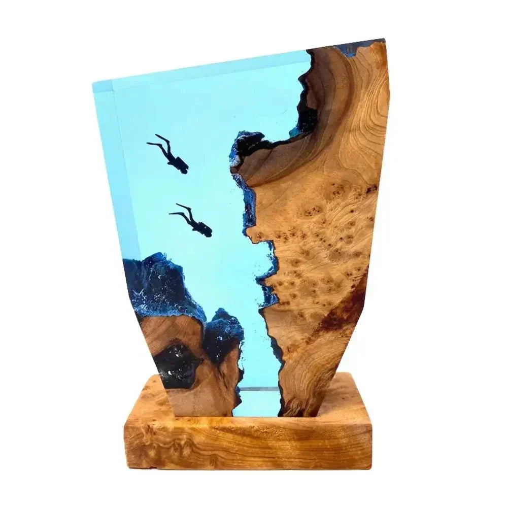 AquaLume | Lampe de Table de Luxe avec Design Plongeur Océanique – Ambiance Apaisante | Valuna