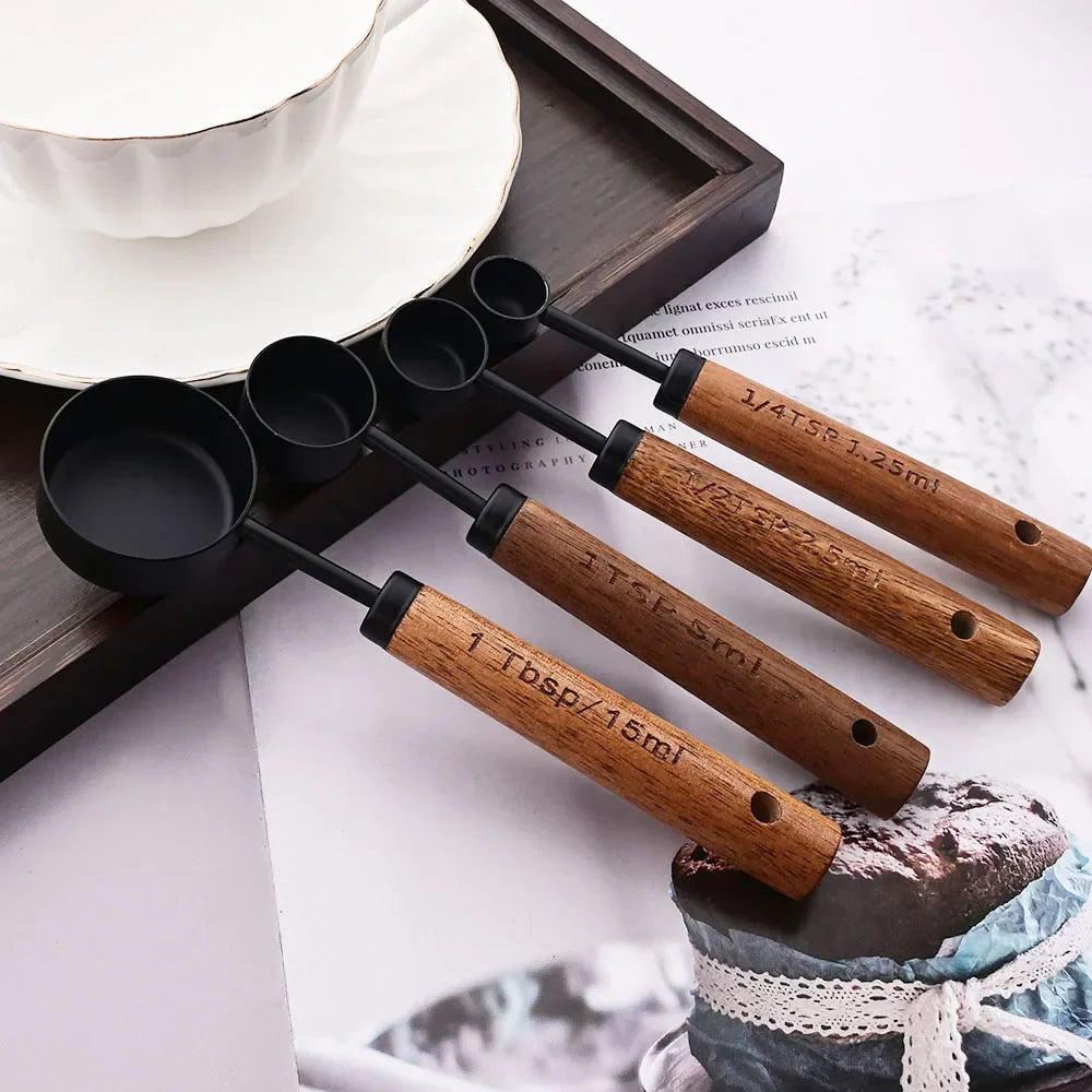 LyraSet | Ensemble De Tasses Et Cuillères Élégantes Pour Un Service Raffiné | Valuna