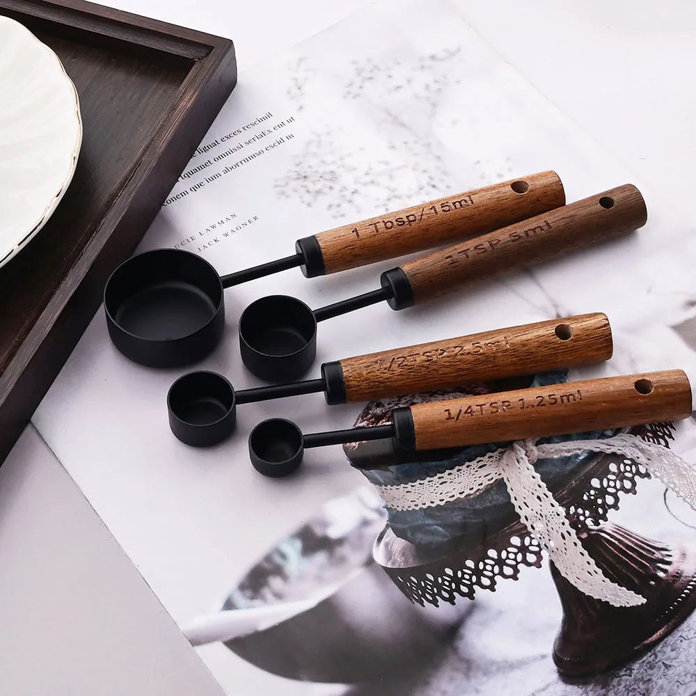 LyraSet | Ensemble De Tasses Et Cuillères Élégantes Pour Un Service Raffiné | Valuna