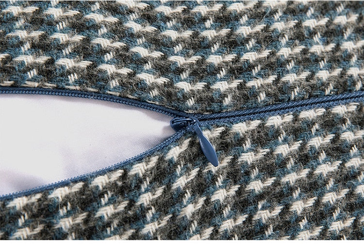 HeritaLuxe | Housse de Coussin Pied-de-Poule Classique – Élégance Intemporelle & Chic | Valuna