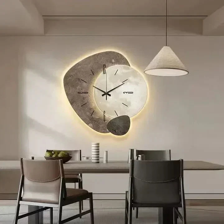 Brie | Horloge Murale Moderne En Bois Pour Des Espaces De Vie Élégants | Valuna