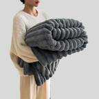 Eila | Couverture Douillette Cloud Nine – Confort Et Chaleur Pour Votre Maison | Valuna