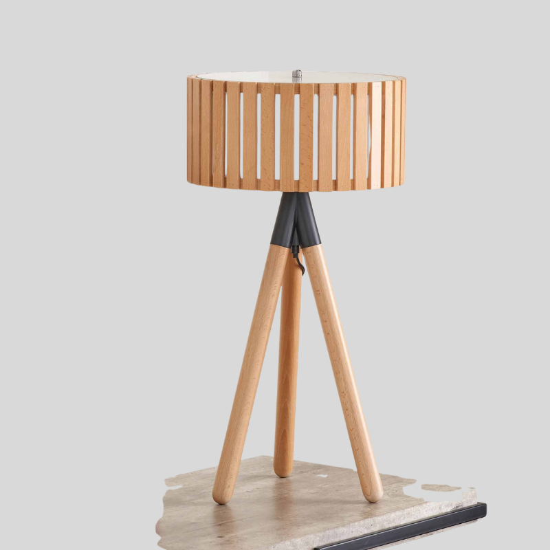 Hemsby | Lampe de Table Tripode en Bois Naturel – Design Scandinave & Ambiance Chaleureuse | Valuna