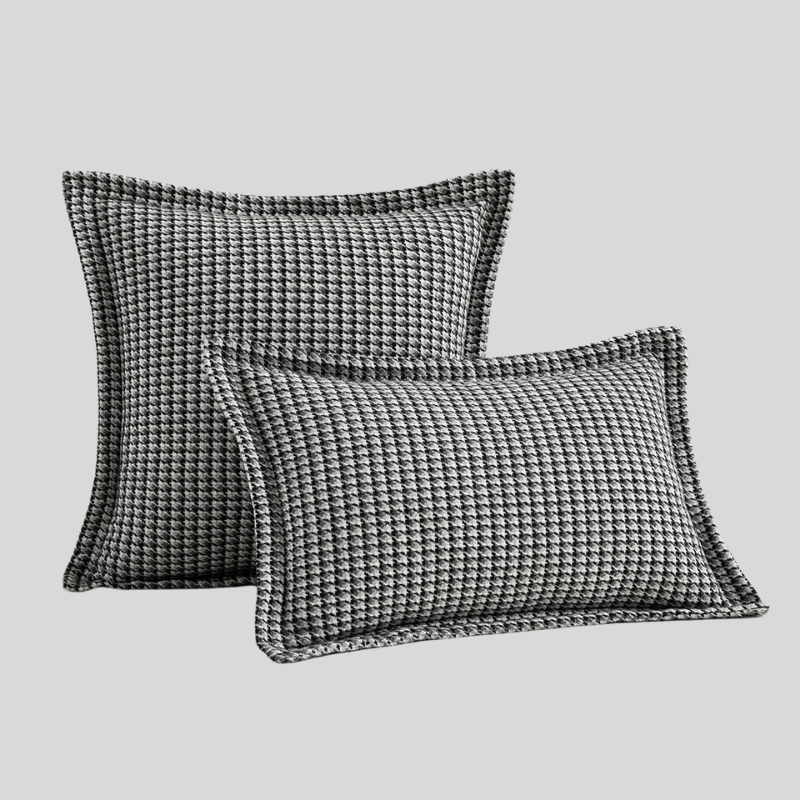 HeritaLuxe | Housse de Coussin Pied-de-Poule Classique – Élégance Intemporelle & Chic | Valuna