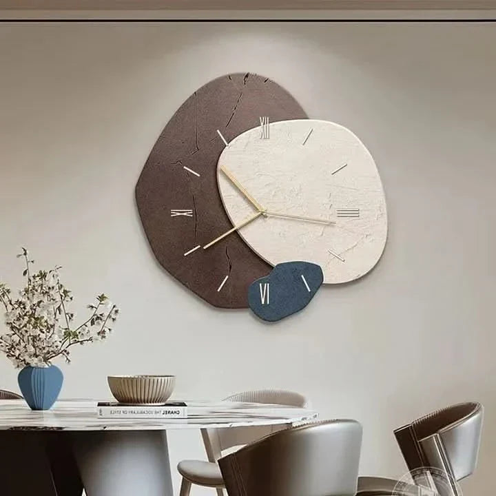 Brie | Horloge Murale Moderne En Bois Pour Des Espaces De Vie Élégants | Valuna