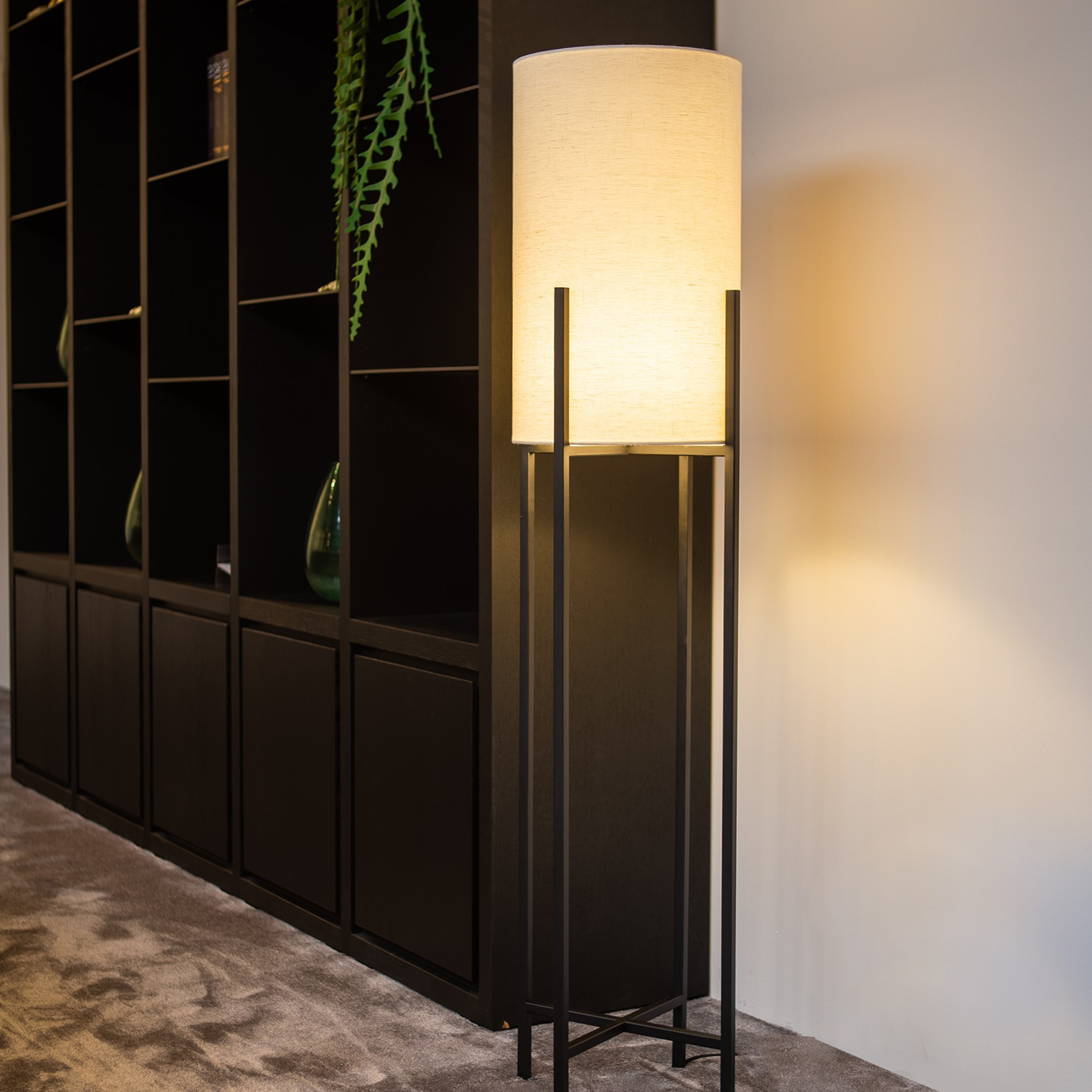 RubyLamp | Lampe Sur Pied Élégante Design Contemporain | Valuna