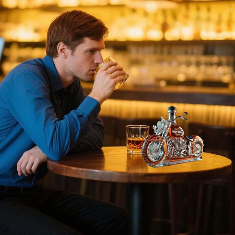 MotoSpirit Classique | Distributeur de Spiritueux en Verre en Forme de Moto pour Whisky | Valuna