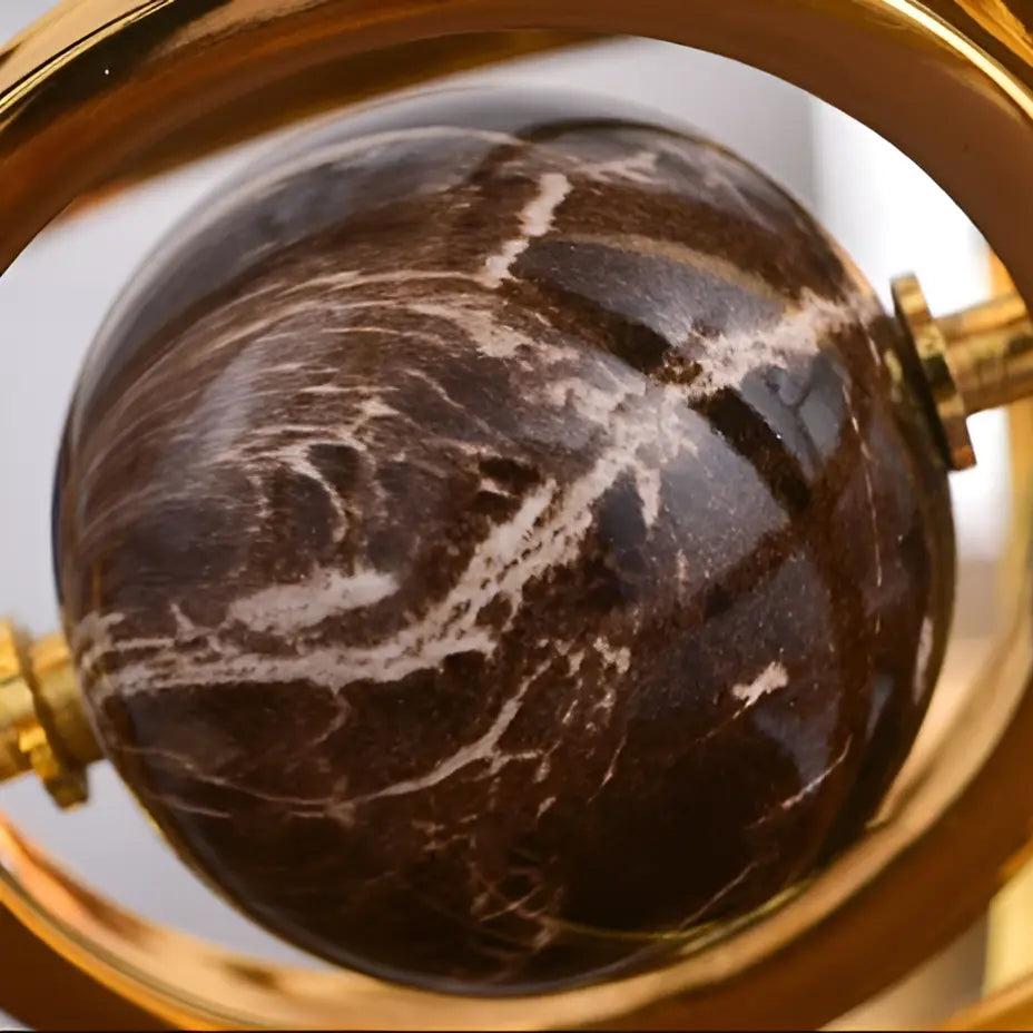 Globenza | Décoration Artisanale Avec Des Globes Terrestres Pour Des Intérieurs Élégants | Valuna