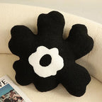 FluffyBloom | Coussin Fleur Abstraite en Peluche – Déco Douce & Unique | Valuna