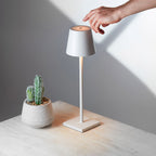 TouchLamp | Lampe de Table Tactile Rechargeable – Éclairage Intérieur et Bureau | Valuna